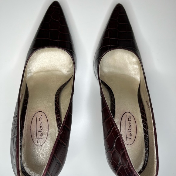 Talbots croc embossed brown stilletto heels - Picture 7 of 10